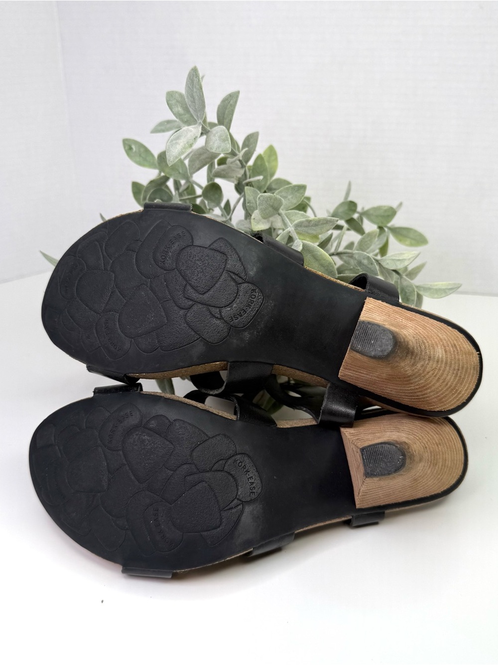 Korks By Kork-Easy Women's Platform Heeled Sandals Size 8 Black Leather Buckle - Picture 15 of 16